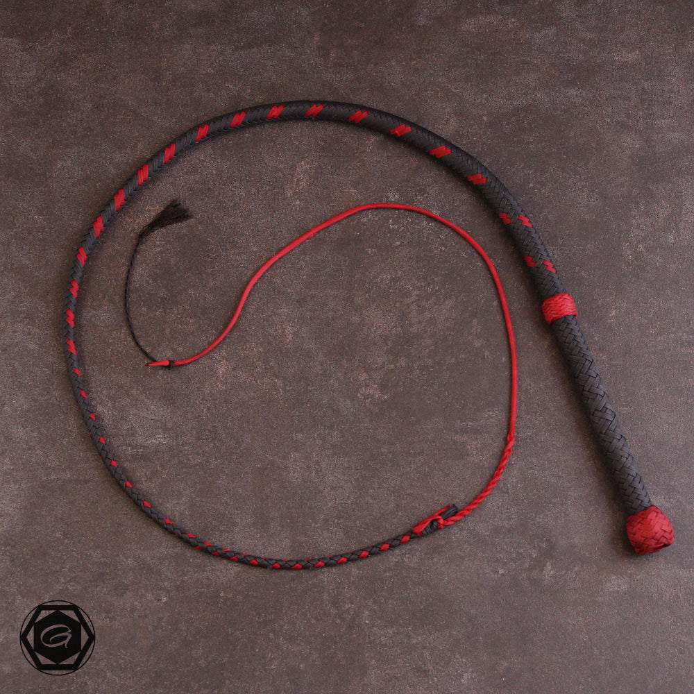 4ft Modern Bullwhip anthrazit/rot fancyplait
