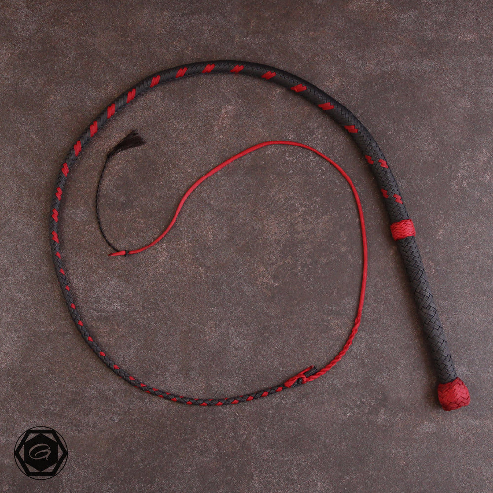 4ft Modern Bullwhip anthrazit/rot fancyplait
