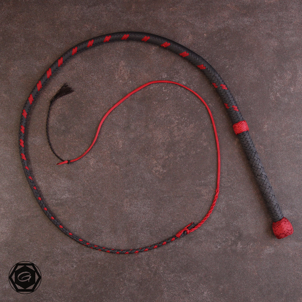 4ft Modern Bullwhip anthrazit/rot fancyplait