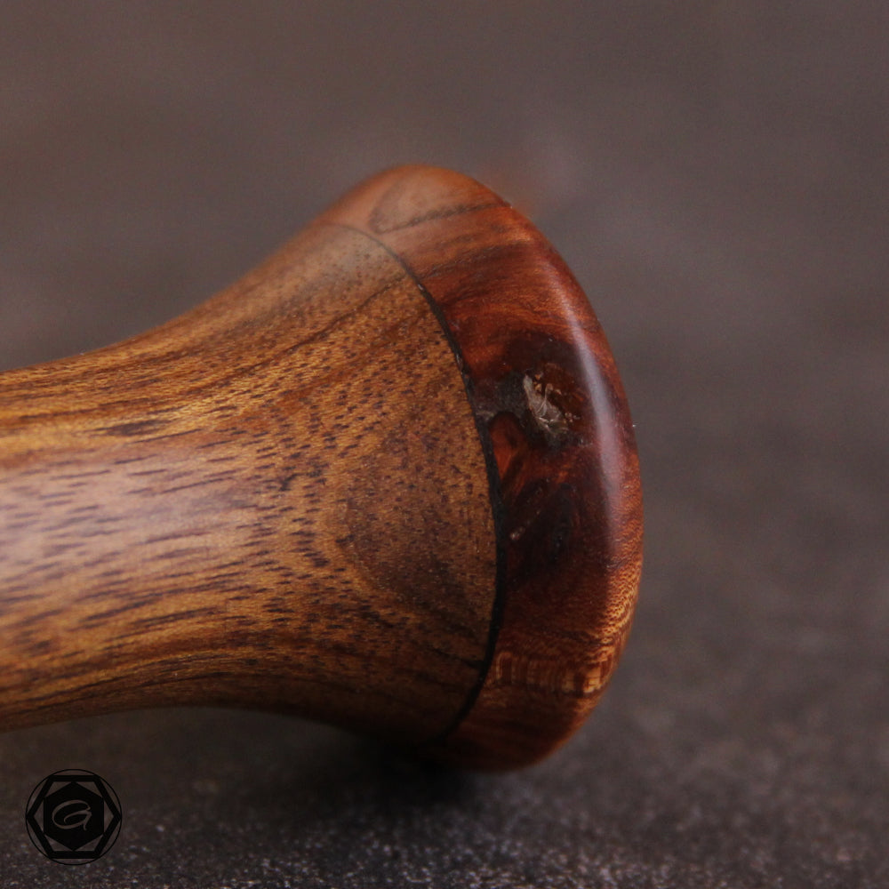 4ft 32 plait Woody schwarz/weiß, Ovengkol/Ulme Griff-Messing B-Stock