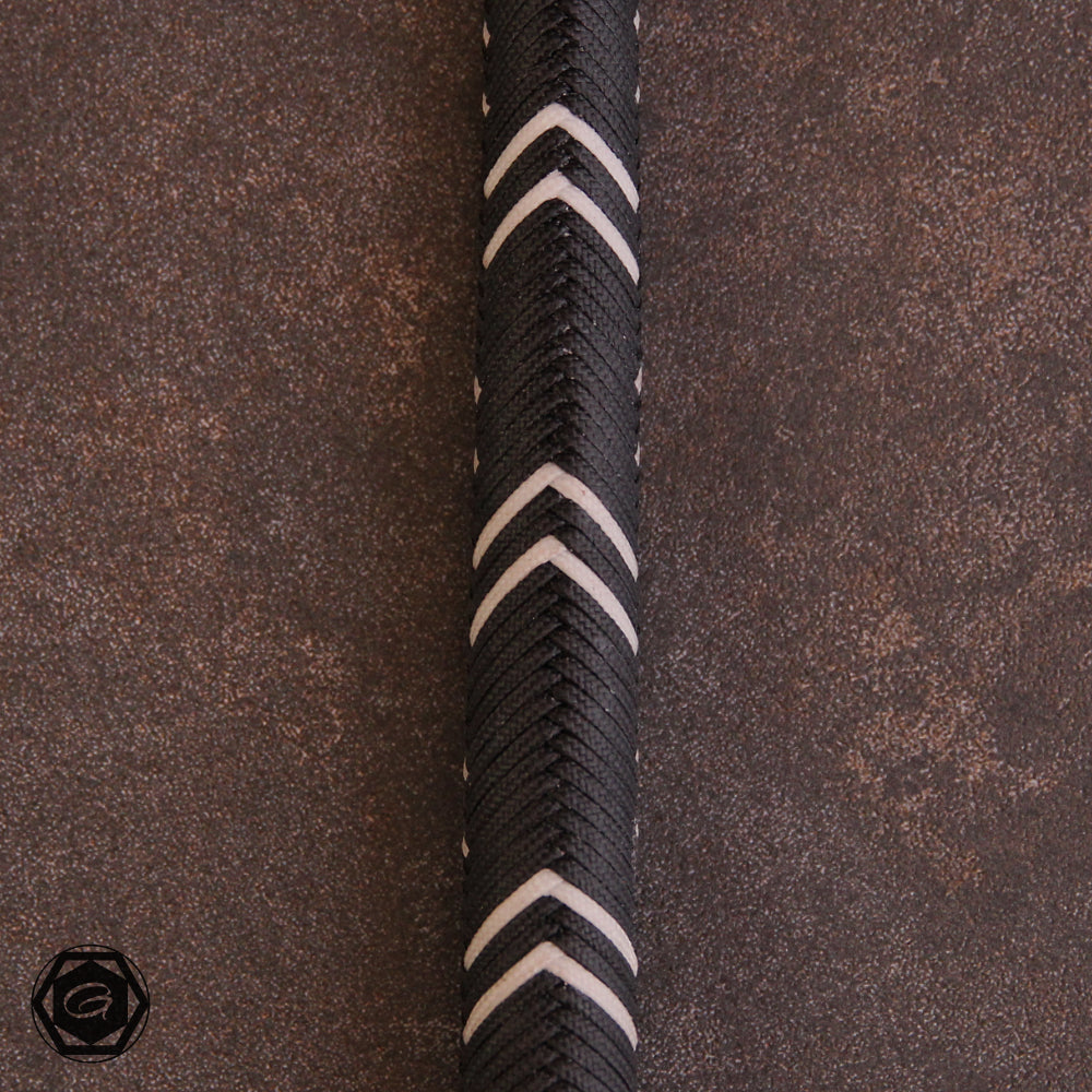 4ft 32 plait Woody schwarz/weiß, Ovengkol/Ulme Griff-Messing B-Stock