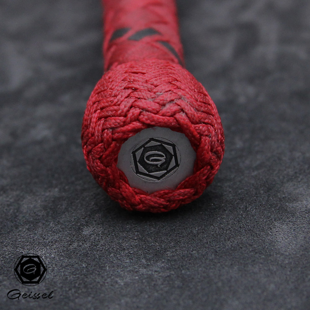 5ft 32 Plait Bullwhip red-blackline handle